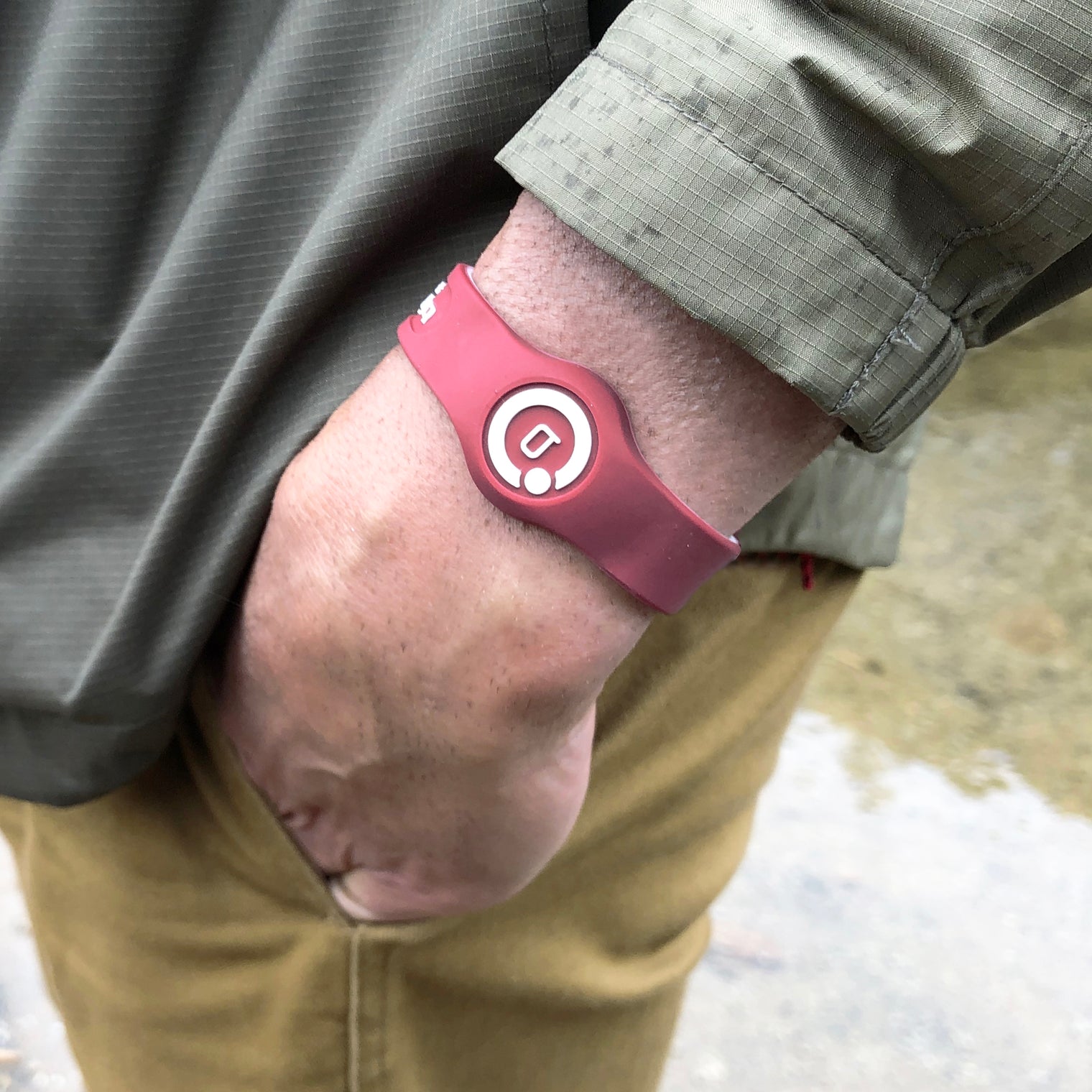 Sport Flex Magnetic Wristband Maroon/White