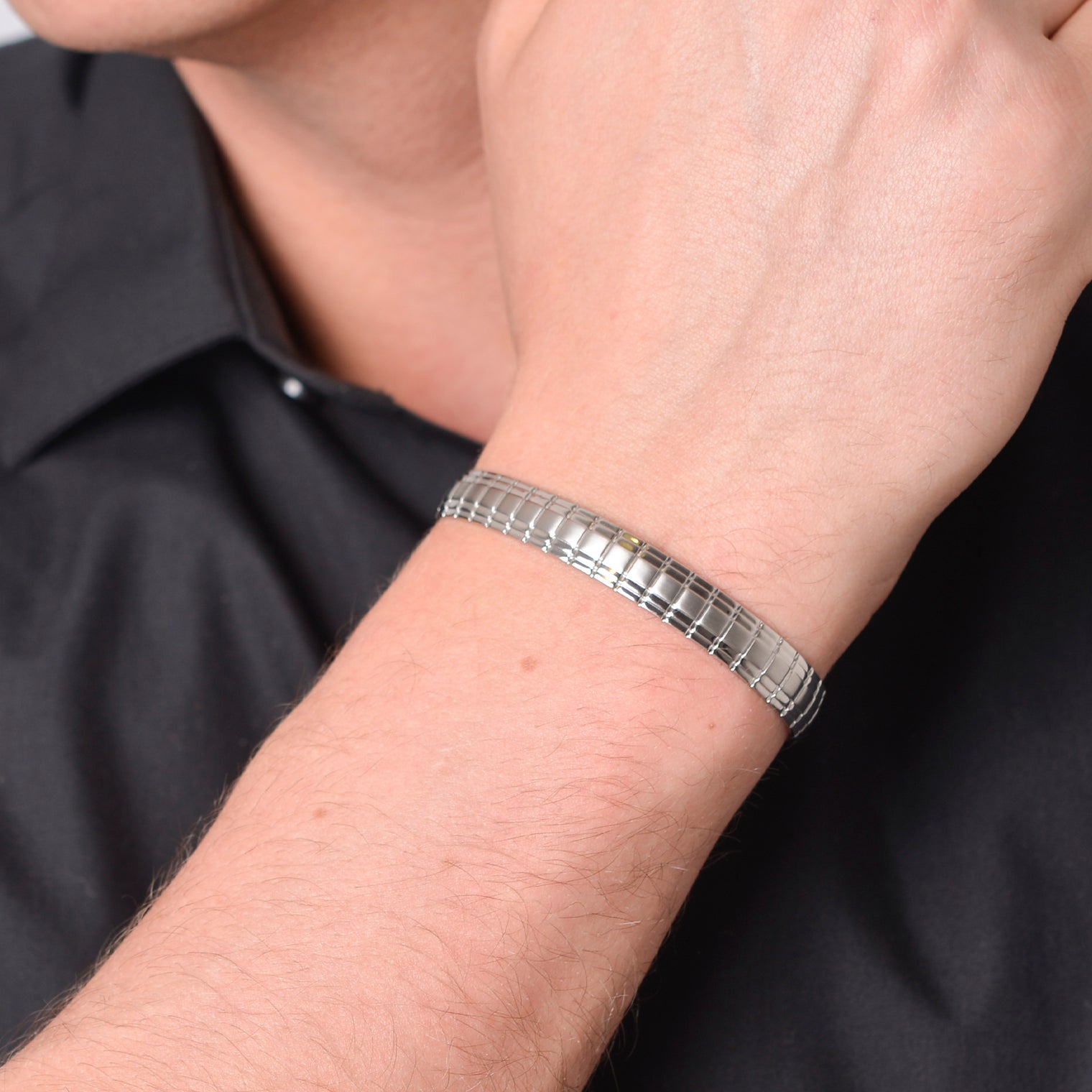 Lux Double Finish Magnetic Bangle (Small)